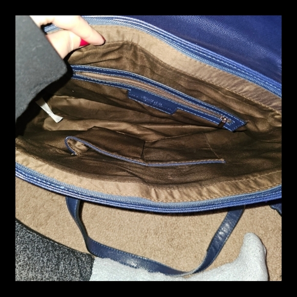 Navy Blue Leather Tote Bag - Picture 4 of 4